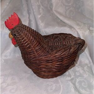 Vintage Wicker Chicken/Hen basket